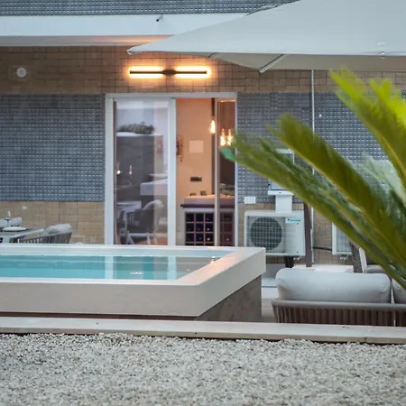 דירה Pool & Deluxe